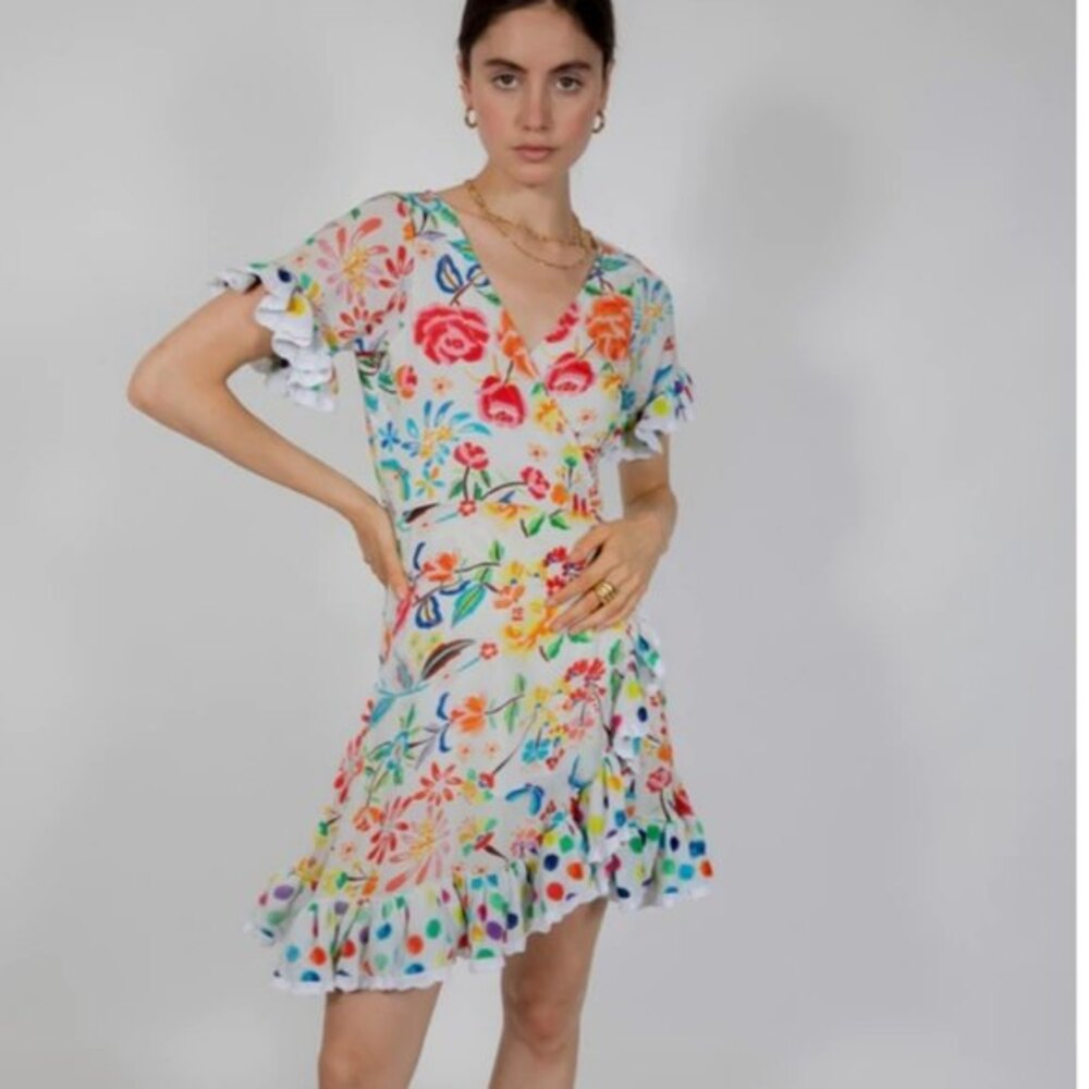 NWT All Things Mochi Valeria White Wrap Floral Mini Dress, size XS - Picture 2 of 15
